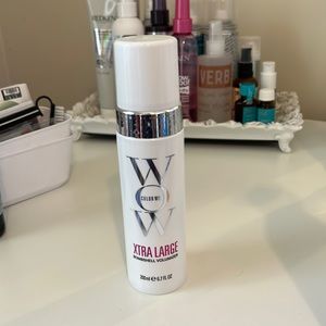 Color WOW xtra large bombshell volumizer